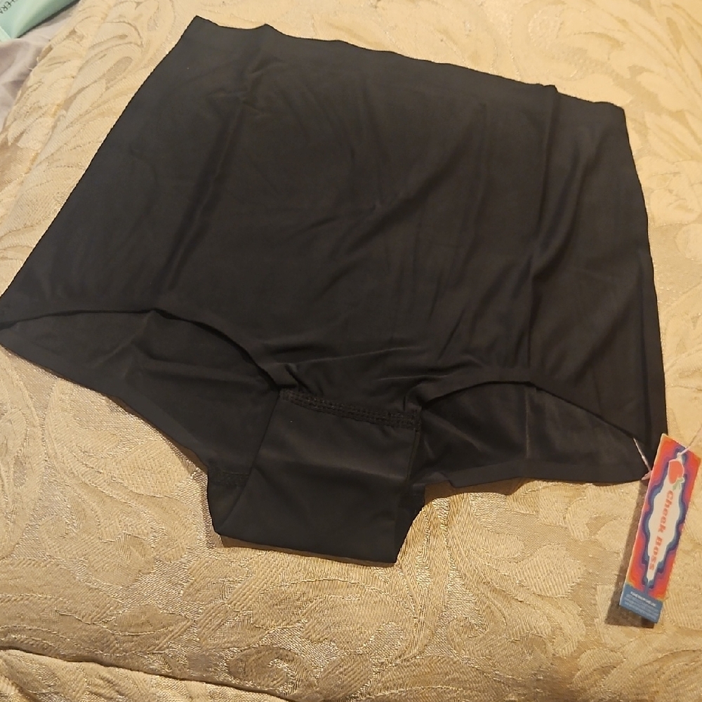 Black High-Waisted Cheek Boss Panties